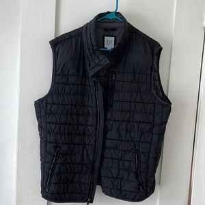 Lightweight puffer vest